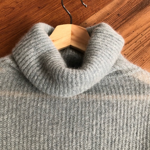Italian turtleneck - Picture 2 of 5